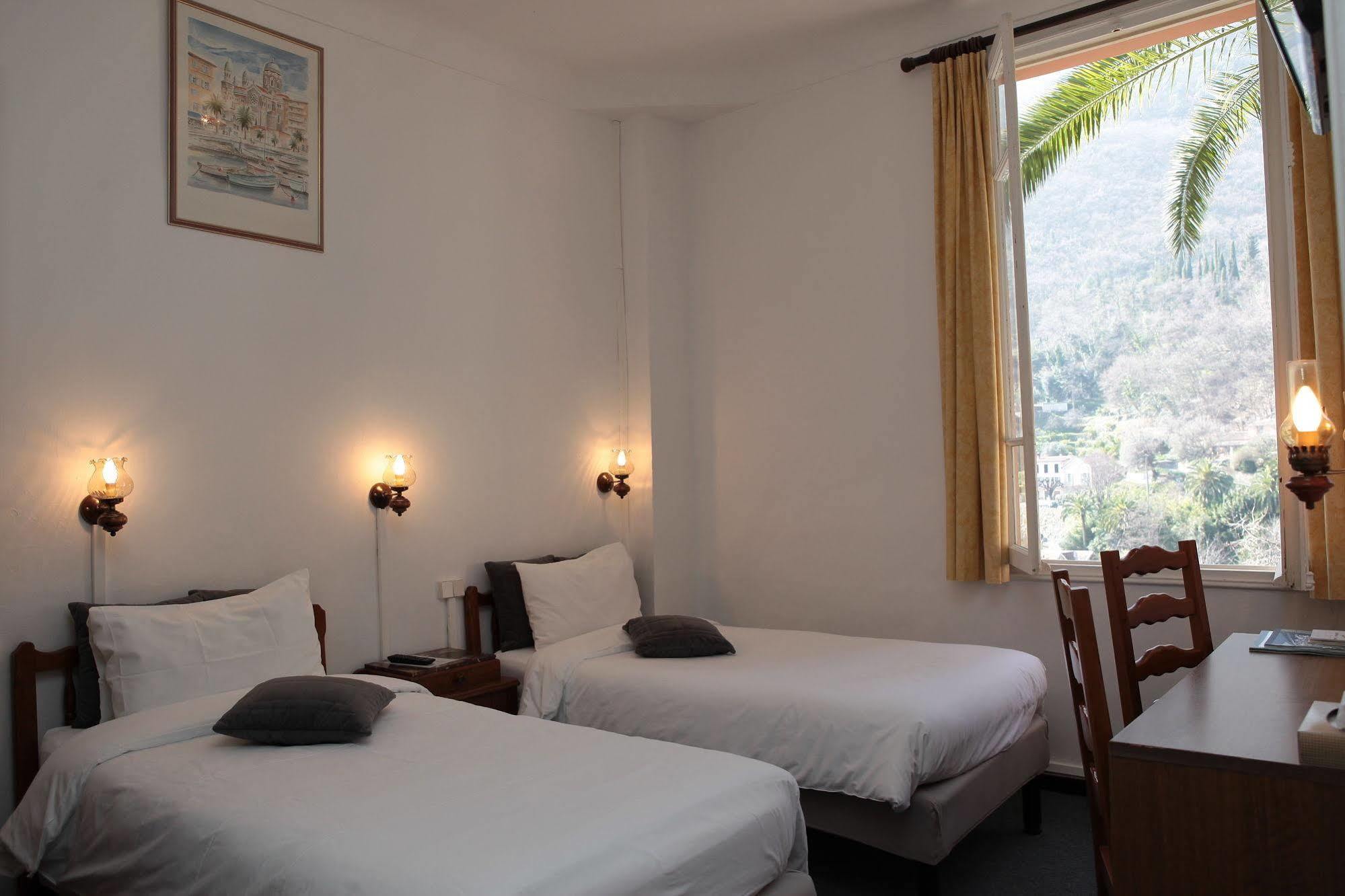 Les Gorges Du Loup Hotel 3*